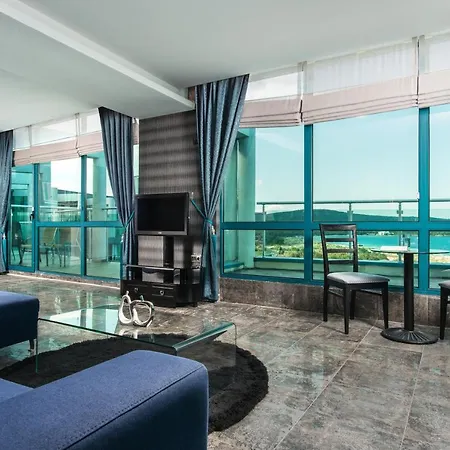 Hotel Primorsko Del Sol Otel