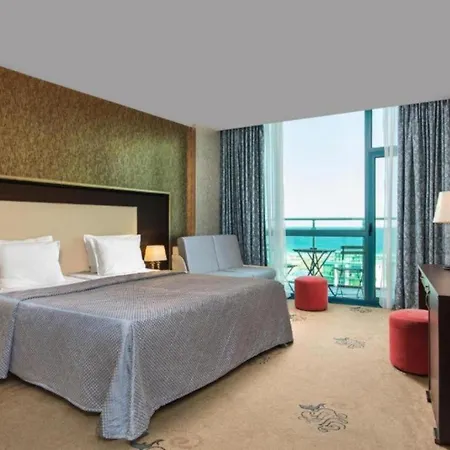 Hotel Del Sol 4*